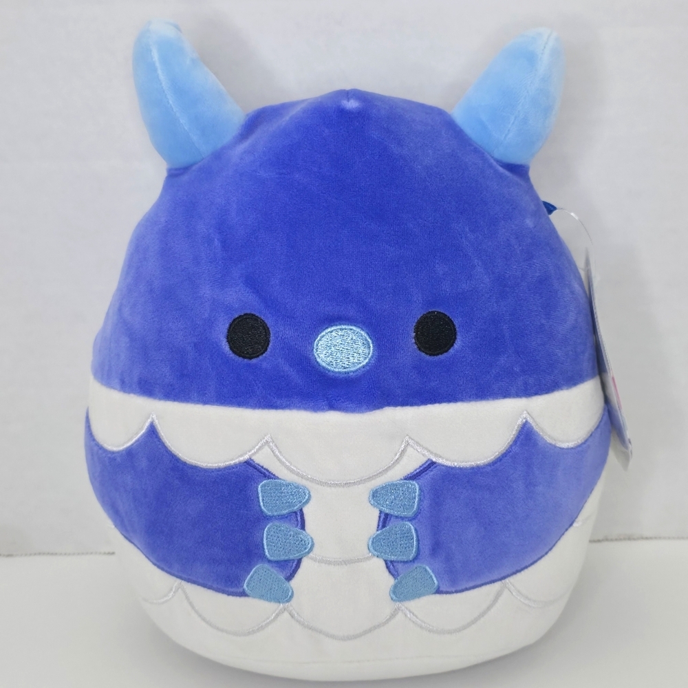 ADOPT ME 🐾 8" Blue & White Yeti with Exclusive Virtual Item Squishmallow NWT